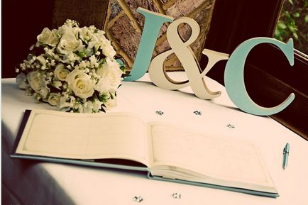 Design wedding in English