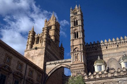 Un tur al orașului Palermo - un patrimoniu cultural pe care îl puteți vizita - monumente, muzee, temple, palate și teatre