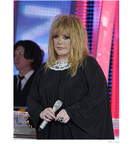 Coafuri extravagante ale lui Alla Pugacheva