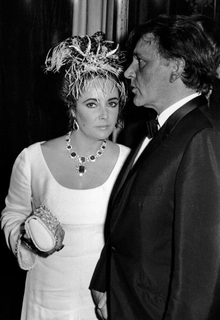 Elizabeth Taylor și romanul principal al lui Richard Barton de la Hollywood