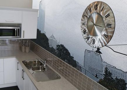 Freskók a falon a belső kialakítás a konyhában rajz a saját kezét
