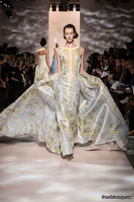 Georges chakra haute couture primăvara-vară 2015, site-ul familiei