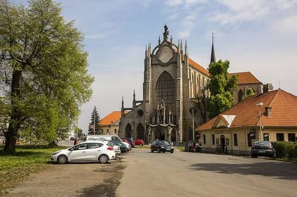 Місто кутна-гора і його головні визначні пам'ятки з описом і фото