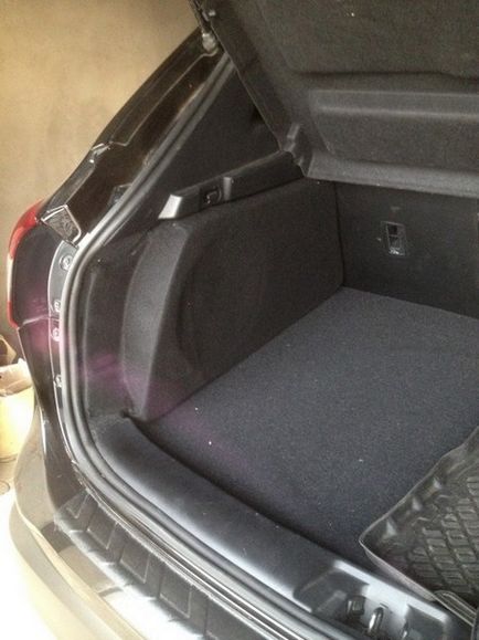 Producerea, instalarea și conectarea unui subwoofer stealth pentru nissan qashqai, car audio nissan qashqai