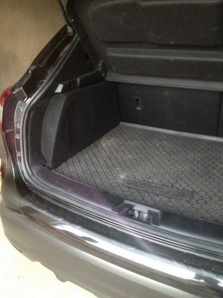 Producerea, instalarea și conectarea unui subwoofer stealth pentru nissan qashqai, car audio nissan qashqai