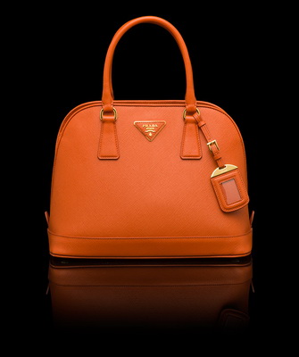 Ismert cégek bőr kézitáska listája „Kenguru” márka, a „Prada”, „Polo”, „Palio” (nő) Ismert cégek bőr kézitáska listája „Kenguru” márka, a „Prada”, „Polo”, „Palio”