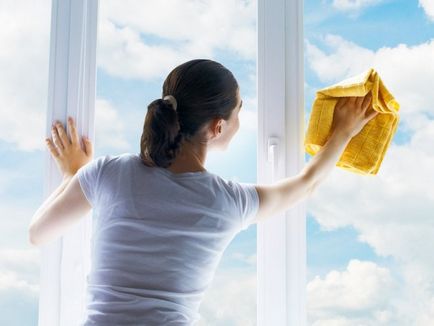 Cum să spălați rapid ferestrele pentru a străluci, clubul de femei
