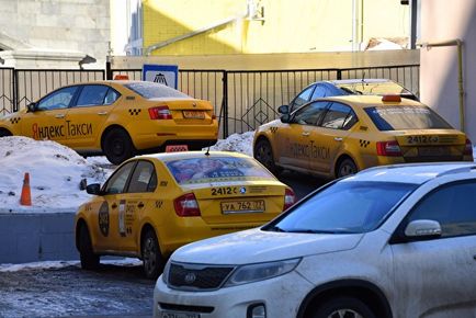 Cum legile noi împiedică conducătorii de taxi să lucreze legal