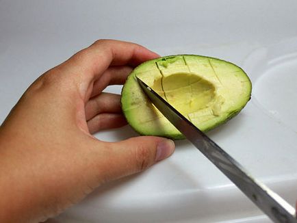 Cum să coajați și să tăiați avocado