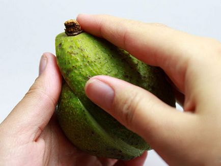 Як очистити і розрізати авокадо