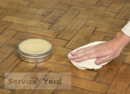 Cum să cureți ceara, confortul de serviciu al casei tale în mâinile tale