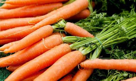 Cum să învingă cancerul cu suc de morcovi