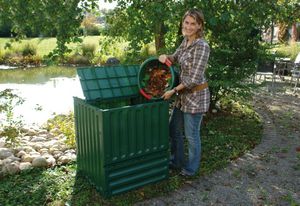 Cum se construiește o gaură de compost cu mâinile tale și fă-o humus