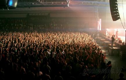 Ahogy koncert - kezeket fel - grodnói származó Grodno (fel) Milyen volt a zenekar koncert - kezeket fel - a Grodno, Grodno származó
