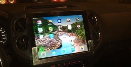Cum de a face titularul pentru tableta în mașină, opțiunile pentru atașamente auto cu propriile mâini