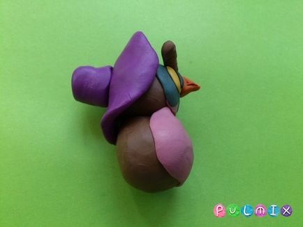 Cum sa faci o furie de vinny-puf din plasticine in etape