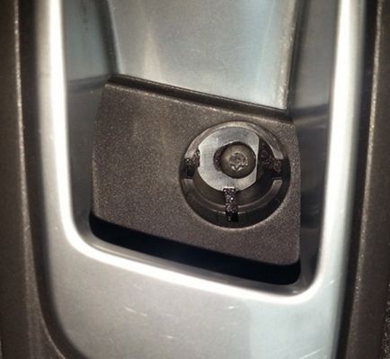 Як зняти обшивку дверей форд фієста правильний демонтаж дверних карт фієста