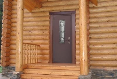 Як встановити металеві двері в дерев'яному будинку поетапна інструкція