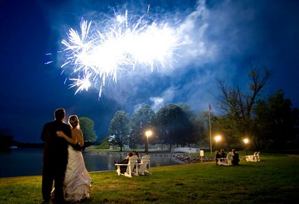 Cum sa alegi saluturile si focurile de artificii pentru o nunta