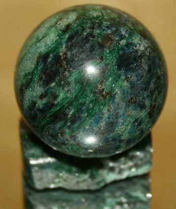 Камінь Фукс, його магічні і лікувальні властивості