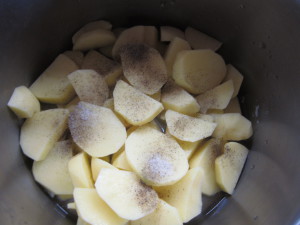 Cartofi, fierte într-o aragaz sub presiune, o colecție culinară de la - millefeuille