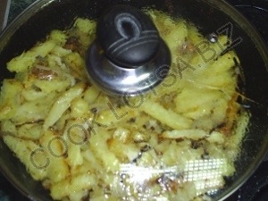 Картопля смажена з салом - смачний домашній покроковий рецепт з фото