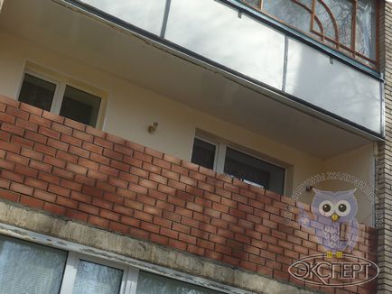 Цегляна кладка на балконі, пластикові вікна в Тольятті, компанія експерт
