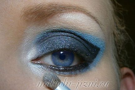 Клубний макіяж для блакитних очей - макіяж - краса і здоров'я - дрібниці життя