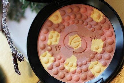 Kompakt pirosító Giordani arany örökség bronz ragyogás Oriflame, mint egy ajándék (Harkov, Chuguev)