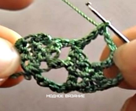 Trandafir frumos, cu un cordon omidă - crochet modnoe vyazanie