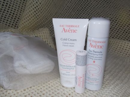 Crema Avene pentru diferite tipuri de piele înseamnă pentru uscat și supersensibil, uleios și problematic