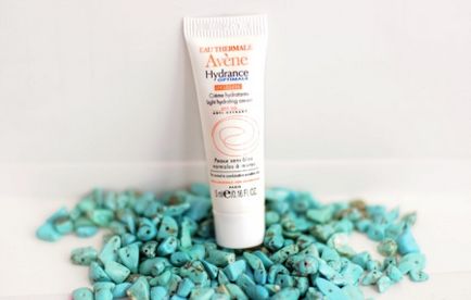 Крем avene для різних типів шкіри кошти для сухої і надчутливої, жирної і проблемної