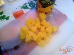 Куряче фрикасе з брокколі і ананасом в сливової підливі - покроковий рецепт з фото