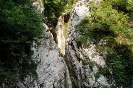 Лазаревське, 33 водоспаду опис, фото, маршрути