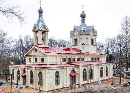 Lomonosov ceea ce obiective turistice în oraș (fotografie, descriere, adrese)