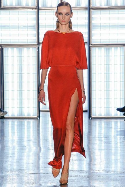 Cele mai bune rochii de seara ale anului urmator, fraui - revista online pentru femei