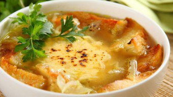 Ceapa de supa de ceapa cu ceapa sau legume