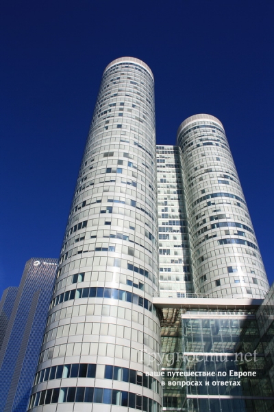 La Défense Párizs negyed felhőkarcolói cikk