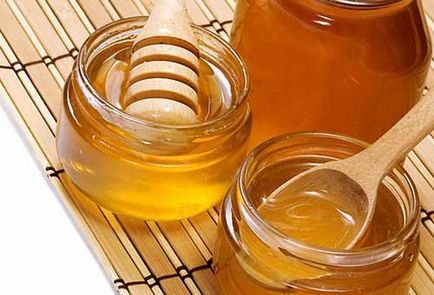 Mască de miere pentru față - un remediu universal în îngrijirea pielii