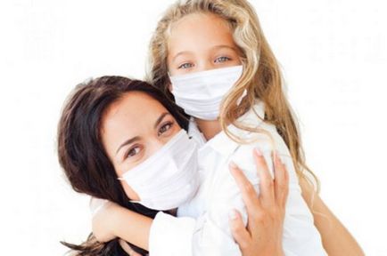 Masca de la gripa si frig ajuta la prevenirea infectiilor
