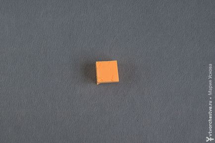 Compoziție miniaturală cu caramel