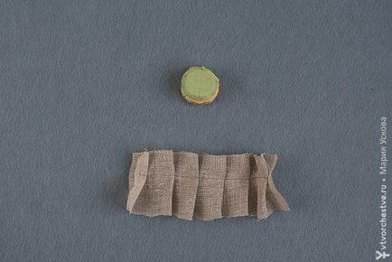 Мініатюрна композиція з карамеллю