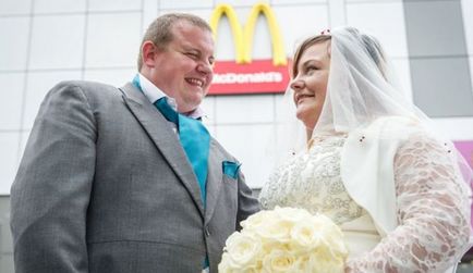 Tânăr a aranjat o nuntă în topurile de informații de la McDonald's