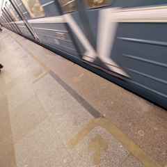 Москва, новини, в москві на станції - Царицино - загинув який кинувся під потяг чоловік
