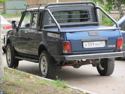 Niva pick-up (vaz-2329) - camion rus pick-up lada 4x4 pickup