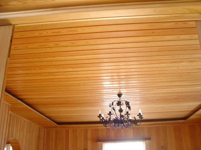Căptușirea tavanului cu căptușeală din lemn