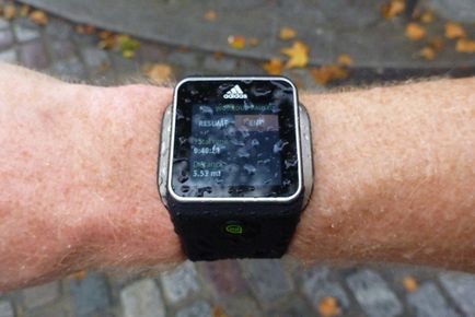 Огляд спортивних розумних годин adidas smart run gps