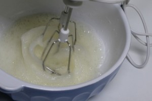 Горішки зі згущеним молоком в електричної Горішниця, рецепт з фото