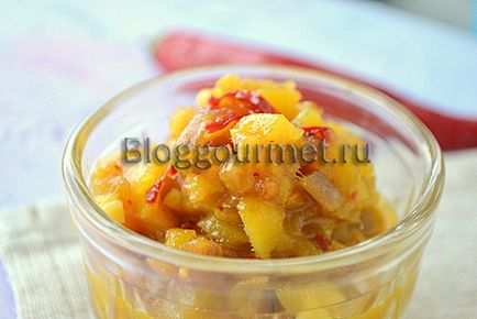 Sos de mango chutney fierbinte