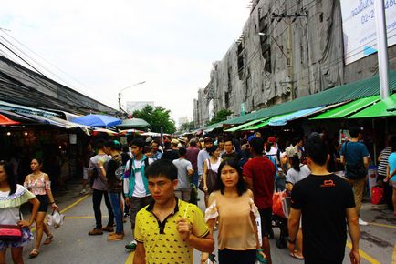 Parcul și piața Chatuchak din Bangkok, viața post-rusă din Asia